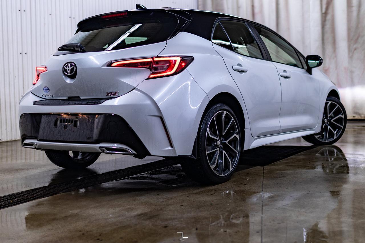 2022 Toyota Corolla XSE Hatchback Nav BCam PSeat Red Deer AB