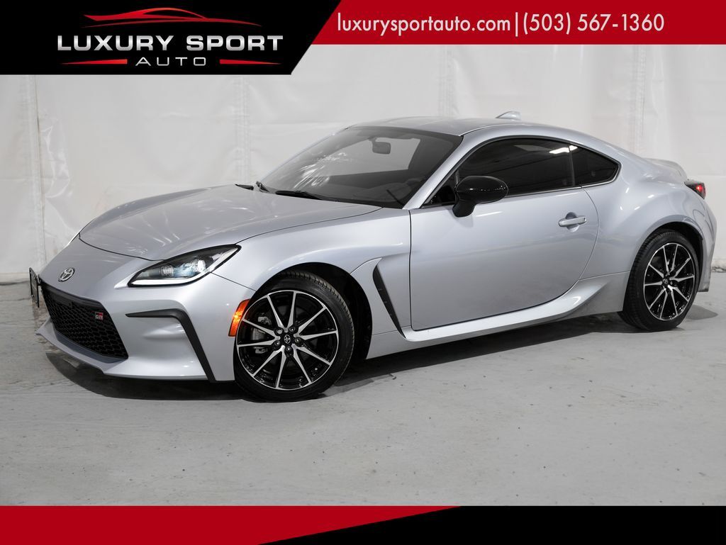 2022 Toyota GR86 2+2 Coupe 6-Spd