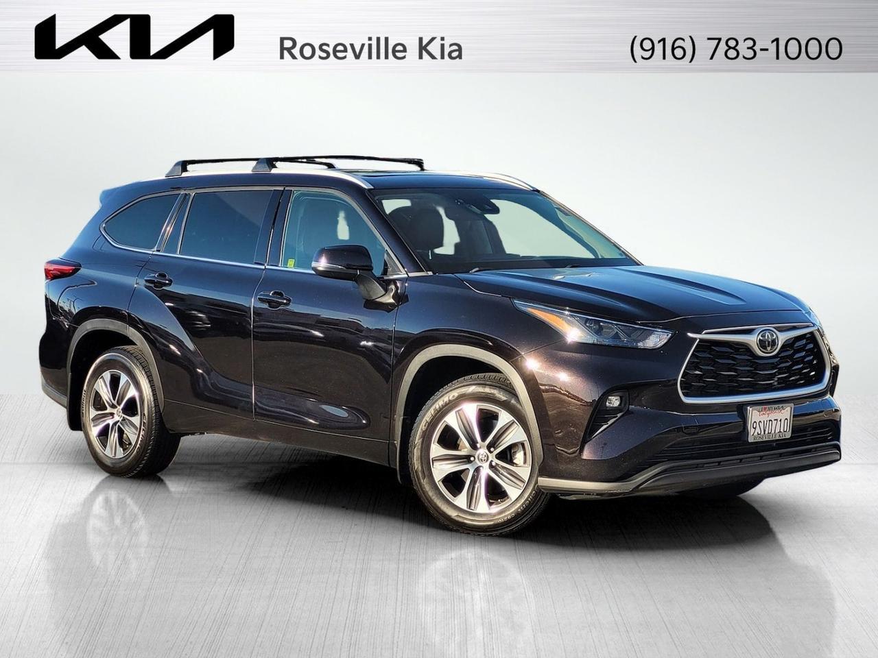 2022 Toyota HIGHLANDER XLE