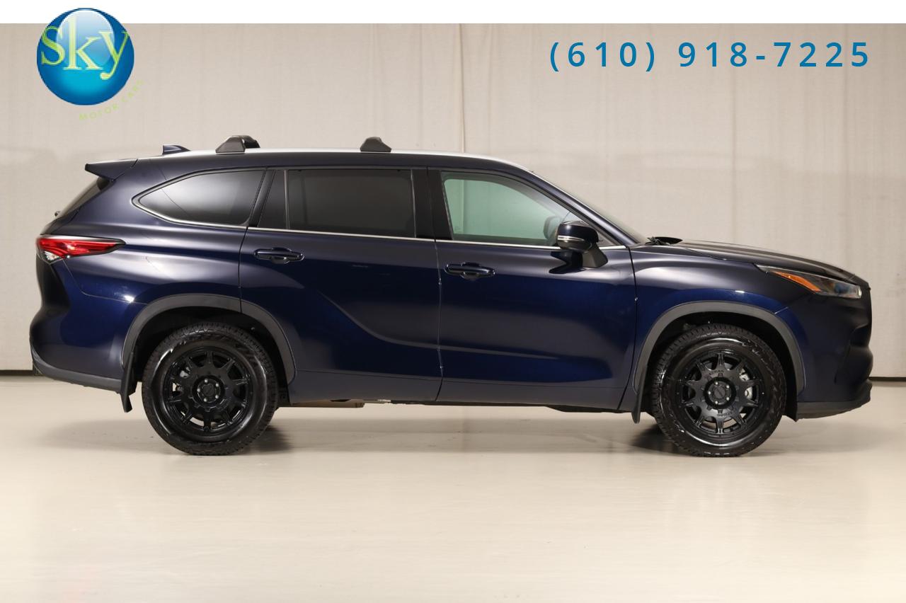 2022 Toyota Highlander AWD XLE 8-PASSENGER West Chester PA