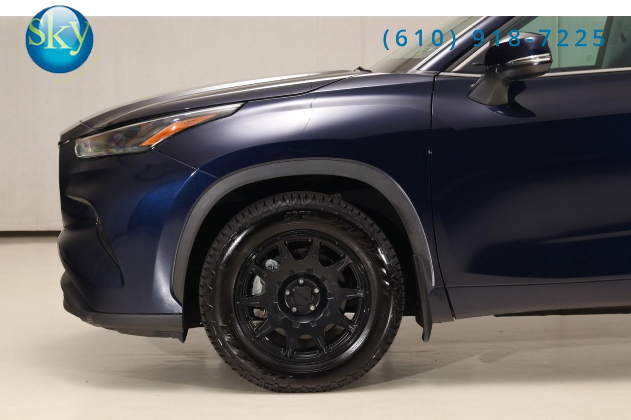 2022 Toyota Highlander AWD XLE 8-PASSENGER West Chester PA