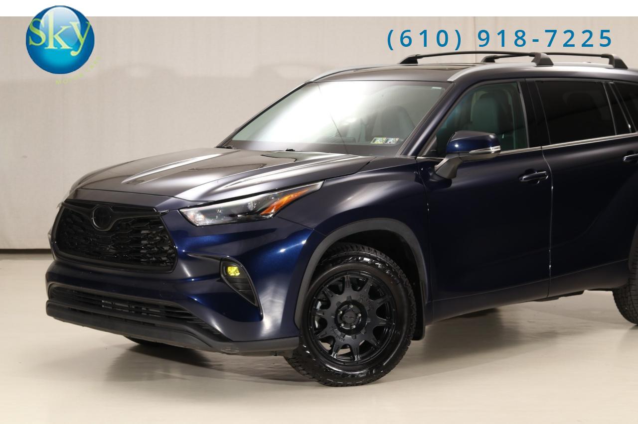 2022 Toyota Highlander AWD XLE 8-PASSENGER West Chester PA