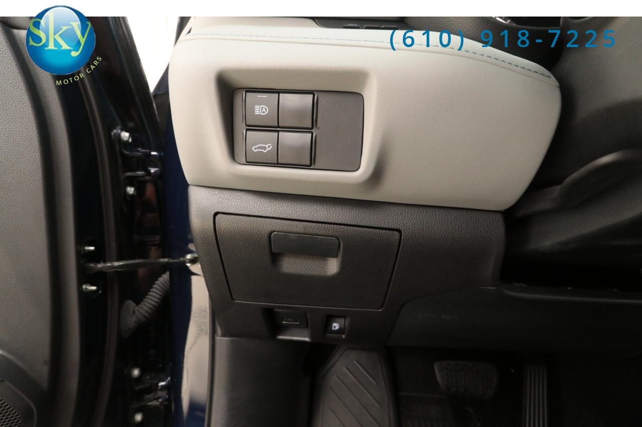2022 Toyota Highlander AWD XLE 8-PASSENGER West Chester PA