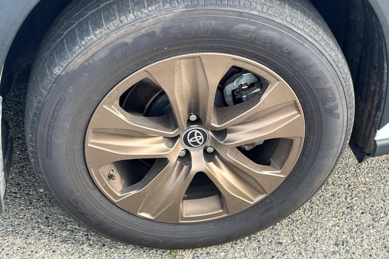 2022 Toyota Highlander Hybrid Bronze Edition Roseville CA