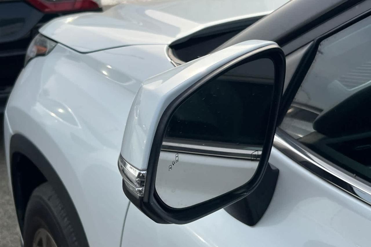 2022 Toyota Highlander Hybrid Bronze Edition Roseville CA