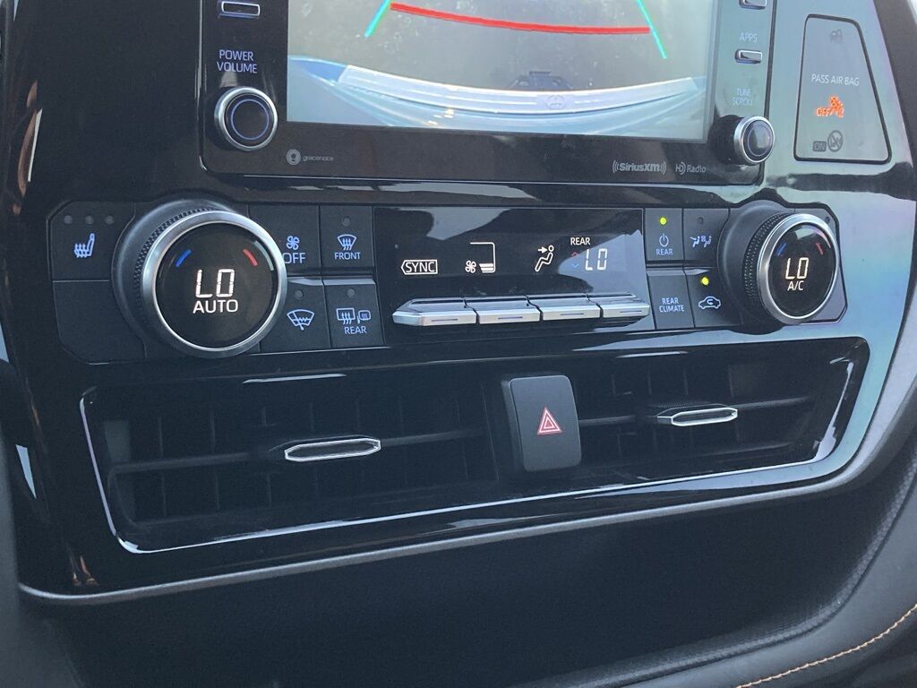 2022 Toyota Highlander Hybrid Bronze Edition San Antonio TX