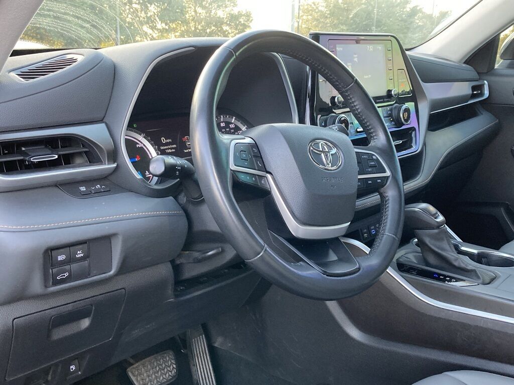 2022 Toyota Highlander Hybrid Bronze Edition San Antonio TX