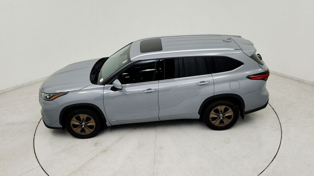 2022 Toyota Highlander Hybrid Bronze Edition Laurel MD