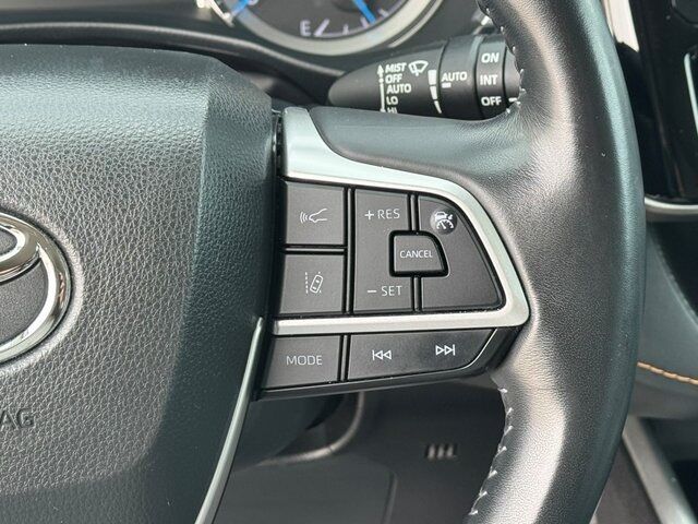 2022 Toyota Highlander Hybrid Bronze Edition Springfield VA