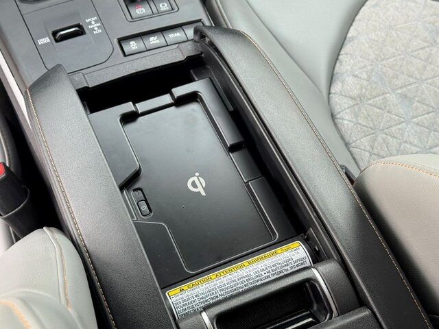 2022 Toyota Highlander Hybrid Bronze Edition Springfield VA