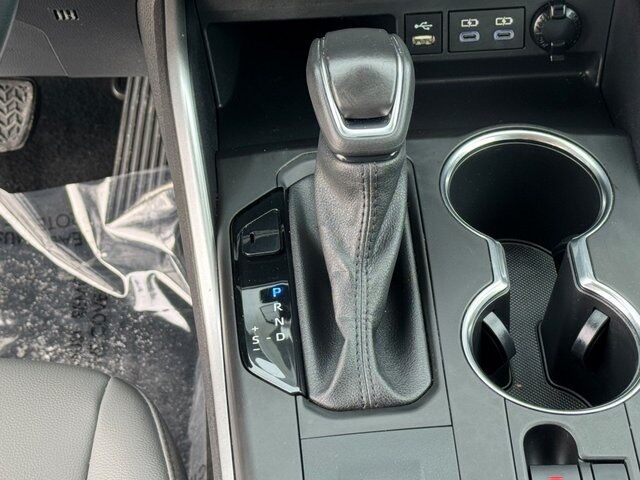 2022 Toyota Highlander Hybrid Bronze Edition Springfield VA