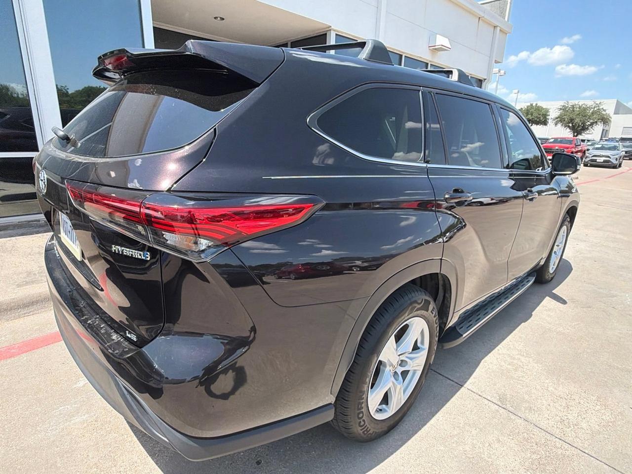 2022 Toyota Highlander Hybrid LE Hurst TX