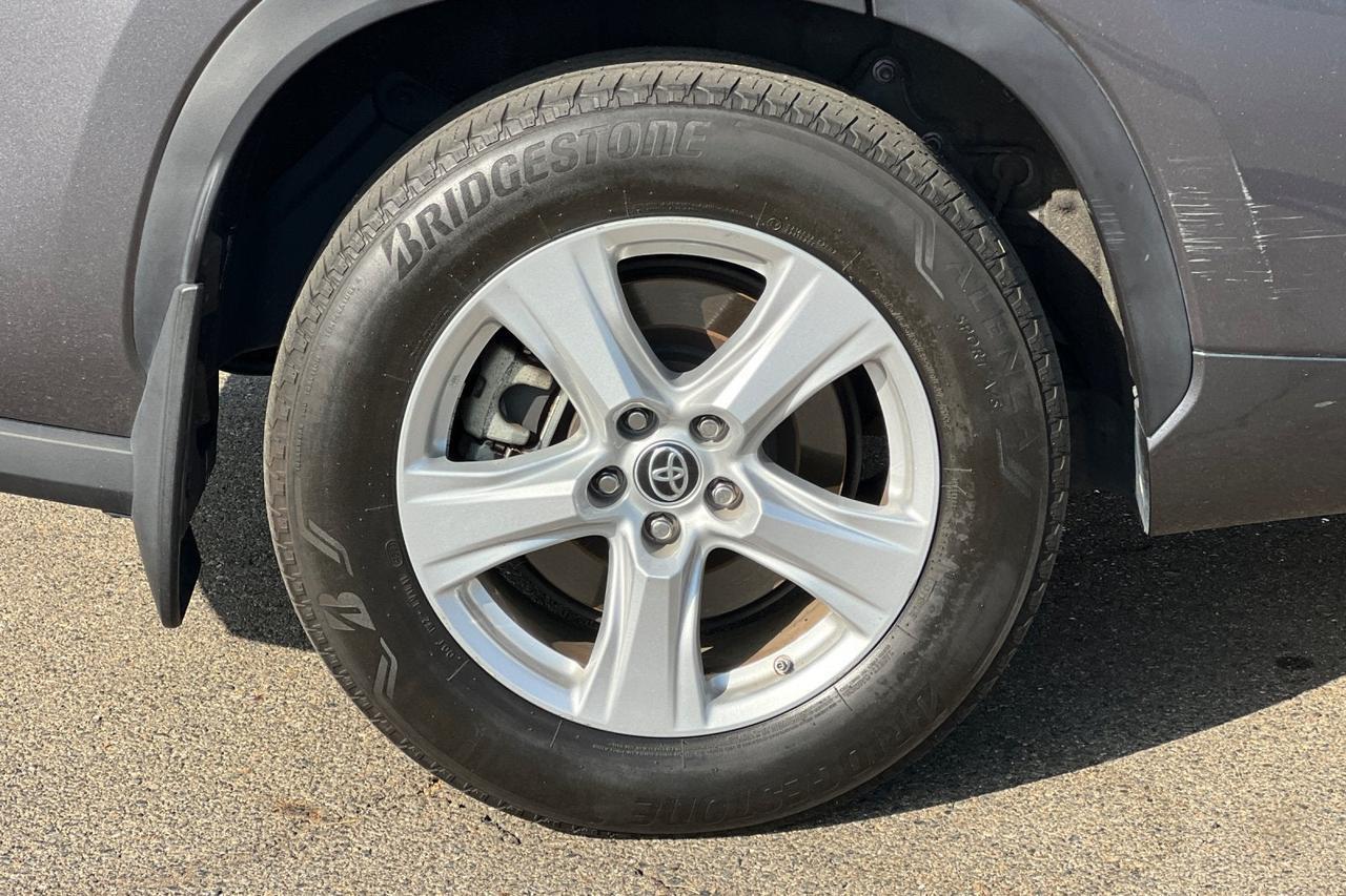 2022 Toyota Highlander Hybrid LE Roseville CA