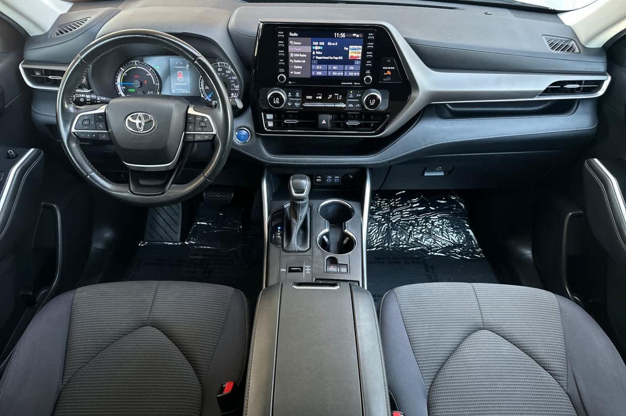 2022 Toyota Highlander Hybrid LE