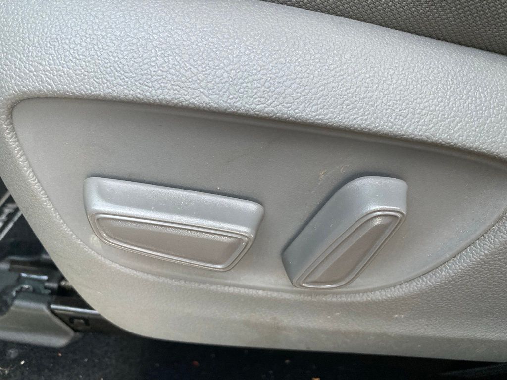 2022 Toyota Highlander Hybrid LE San Antonio TX