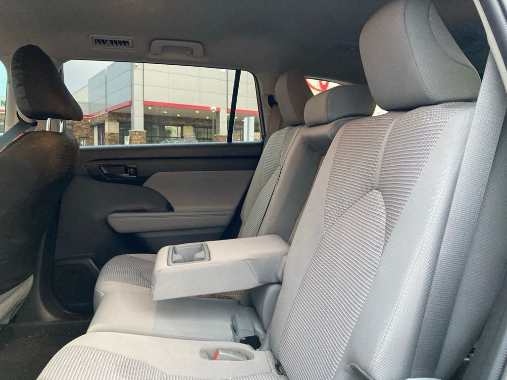 2022 Toyota Highlander Hybrid LE San Antonio TX