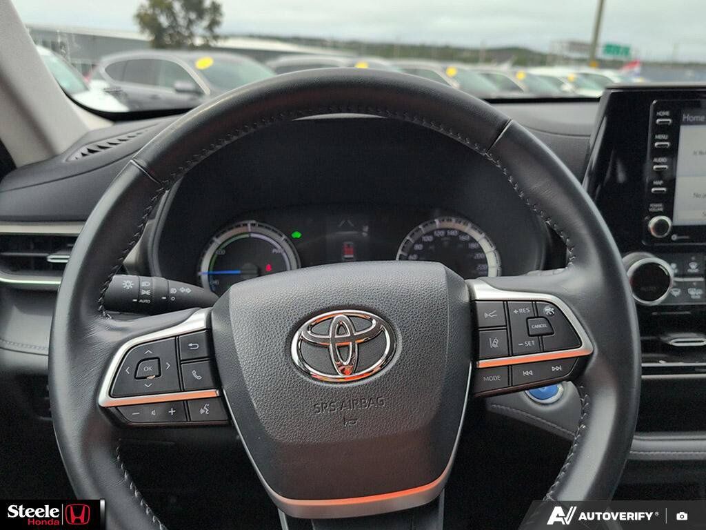 2022 Toyota Highlander Hybrid LE St. John's NL