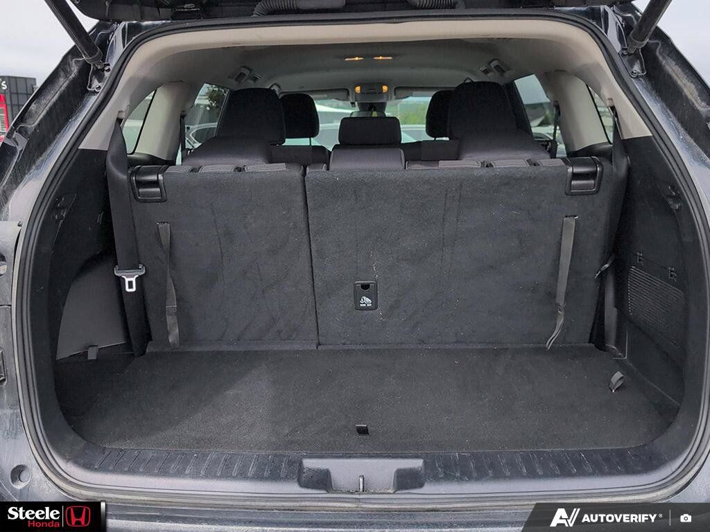 2022 Toyota Highlander Hybrid LE St. John's NL