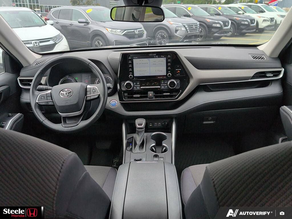 2022 Toyota Highlander Hybrid LE St. John's NL