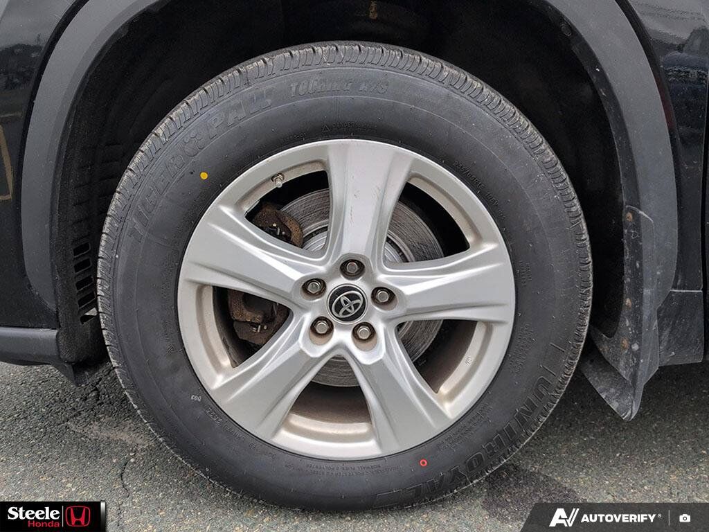 2022 Toyota Highlander Hybrid LE St. John's NL