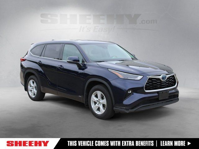 2022 Toyota Highlander Hybrid LE