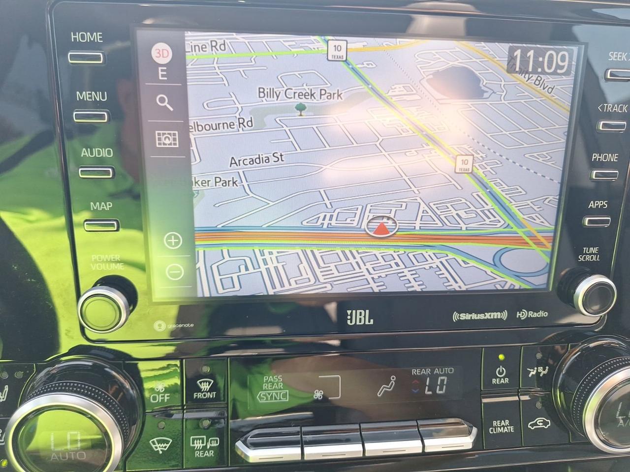 2022 Toyota Highlander Hybrid Limited Hurst TX