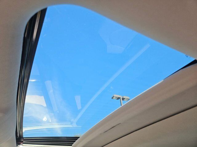 2022 Toyota Highlander Hybrid Limited Hurst TX