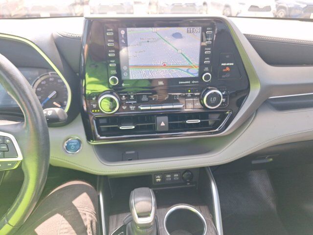 2022 Toyota Highlander Hybrid Limited Hurst TX