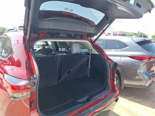 2022 Toyota Highlander Hybrid Limited Hurst TX