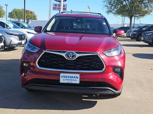 2022 Toyota Highlander Hybrid Limited Hurst TX