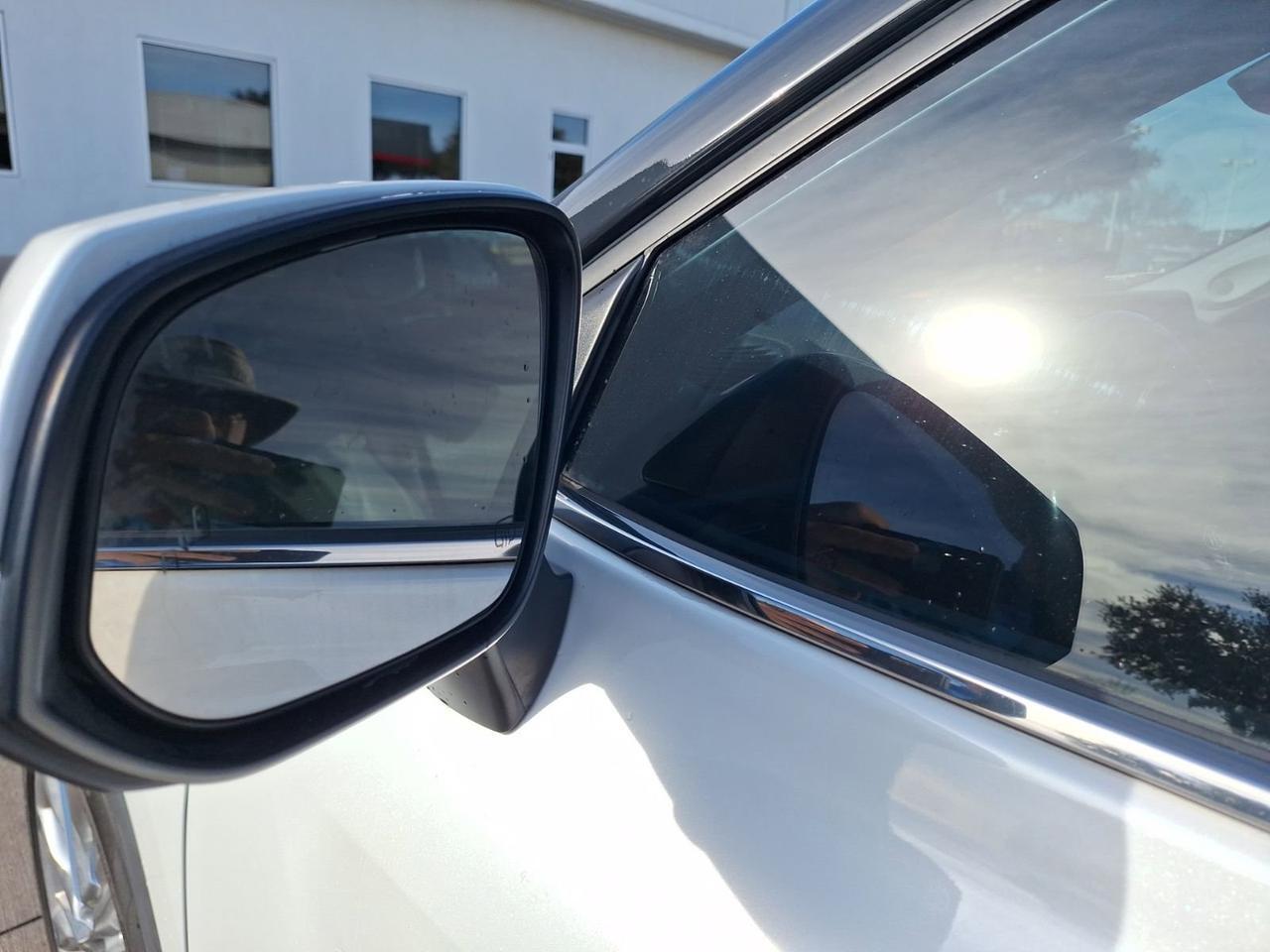 2022 Toyota Highlander Hybrid Limited Hurst TX