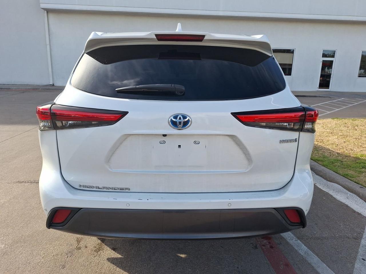 2022 Toyota Highlander Hybrid Limited Hurst TX