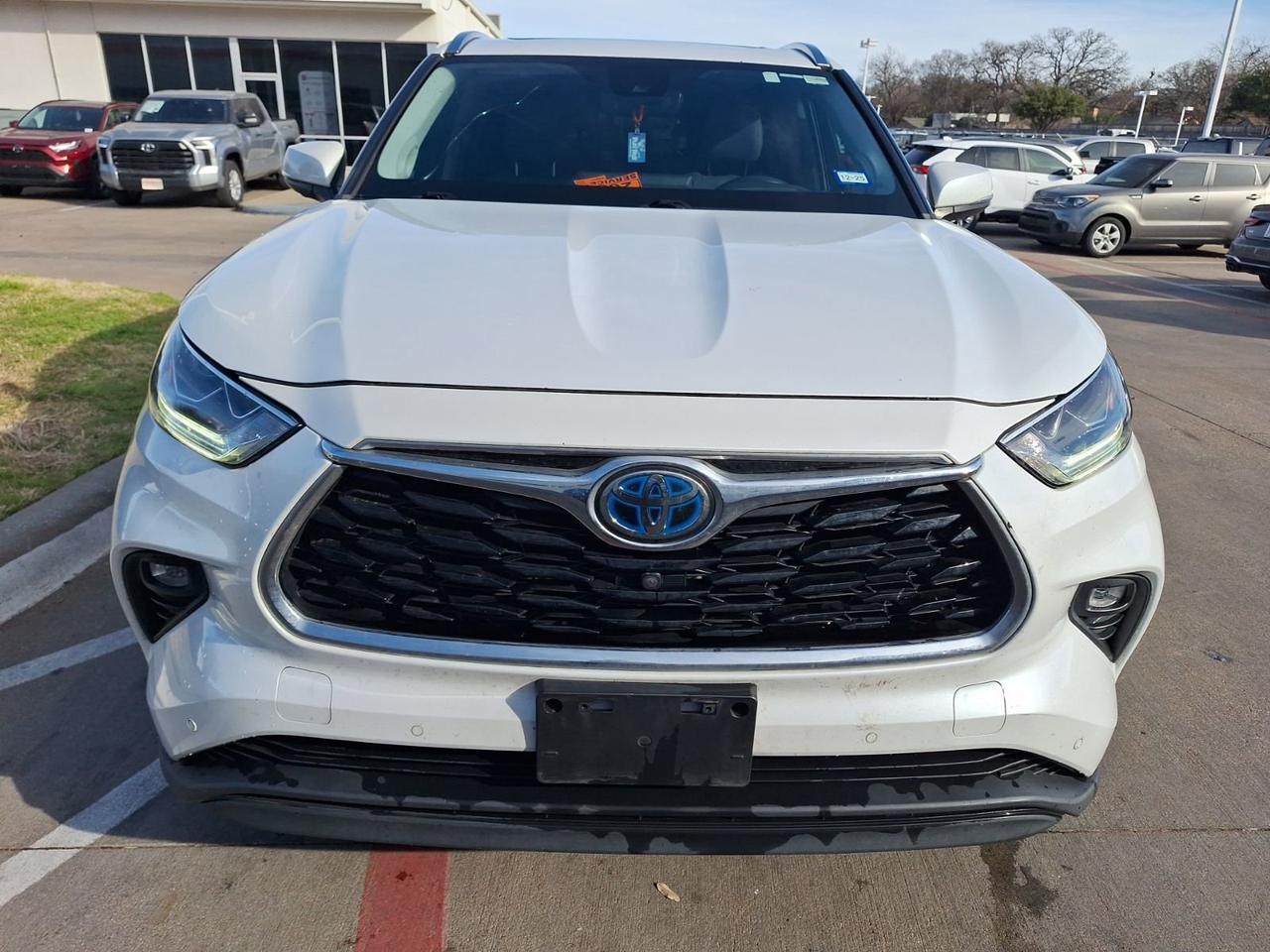 2022 Toyota Highlander Hybrid Limited Hurst TX