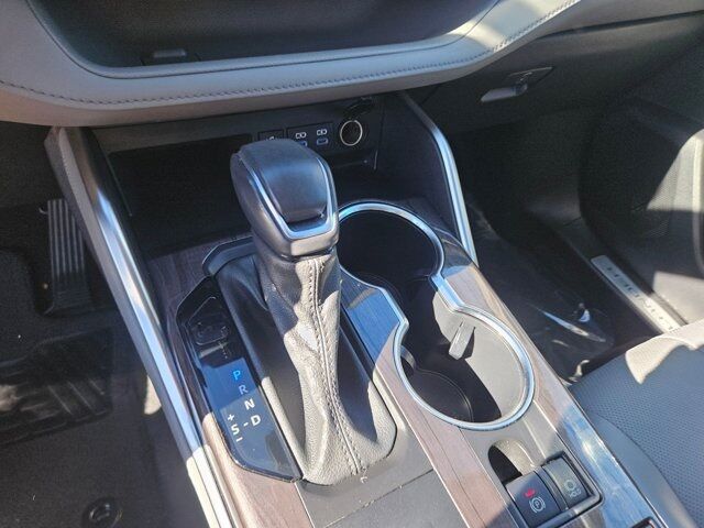 2022 Toyota Highlander Hybrid Limited Dallas TX