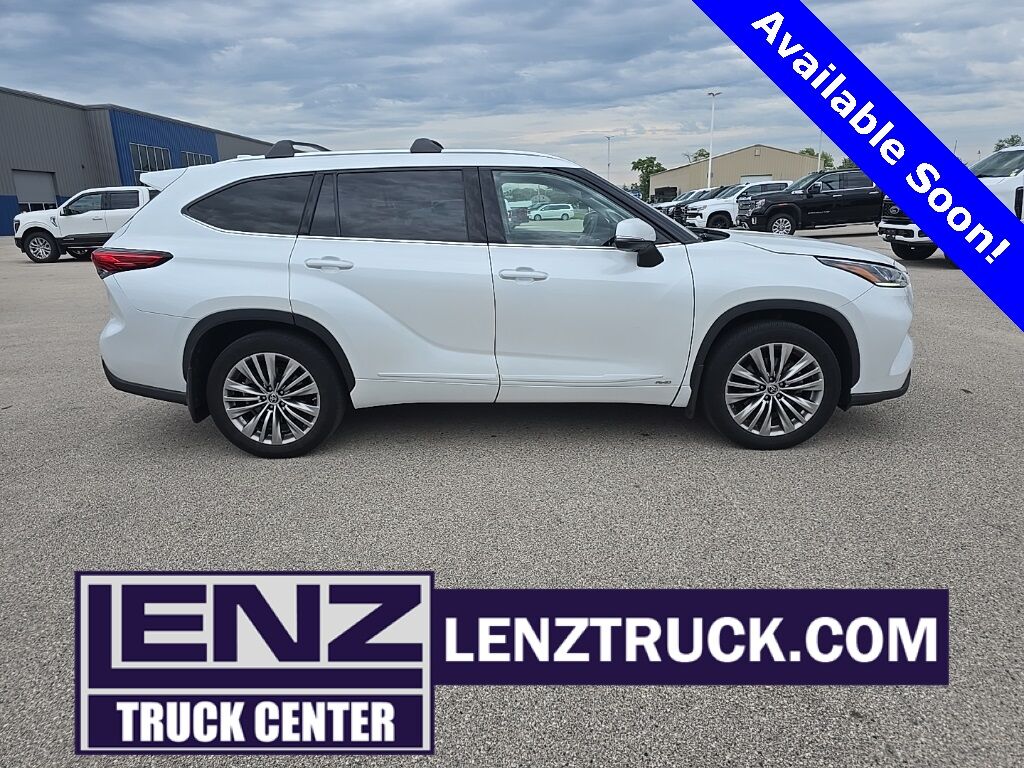 2022 Toyota Highlander Hybrid