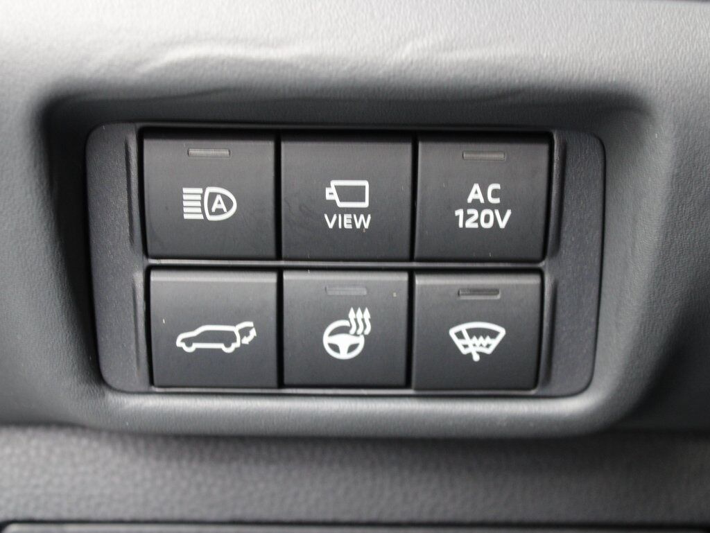 2022 Toyota Highlander Hybrid Platinum AWD 7 Passenger Fond du Lac WI