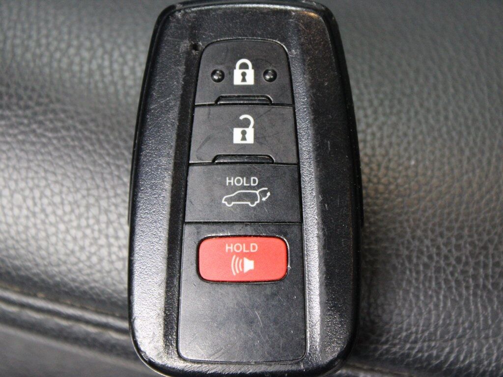 2022 Toyota Highlander Hybrid Platinum AWD 7 Passenger Fond du Lac WI