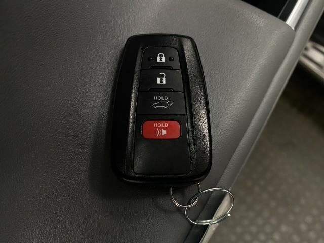 2022 Toyota Highlander Hybrid Platinum Appleton WI
