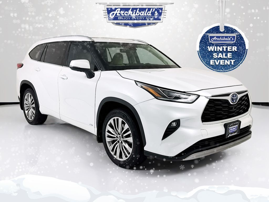 2022 Toyota Highlander Hybrid Platinum