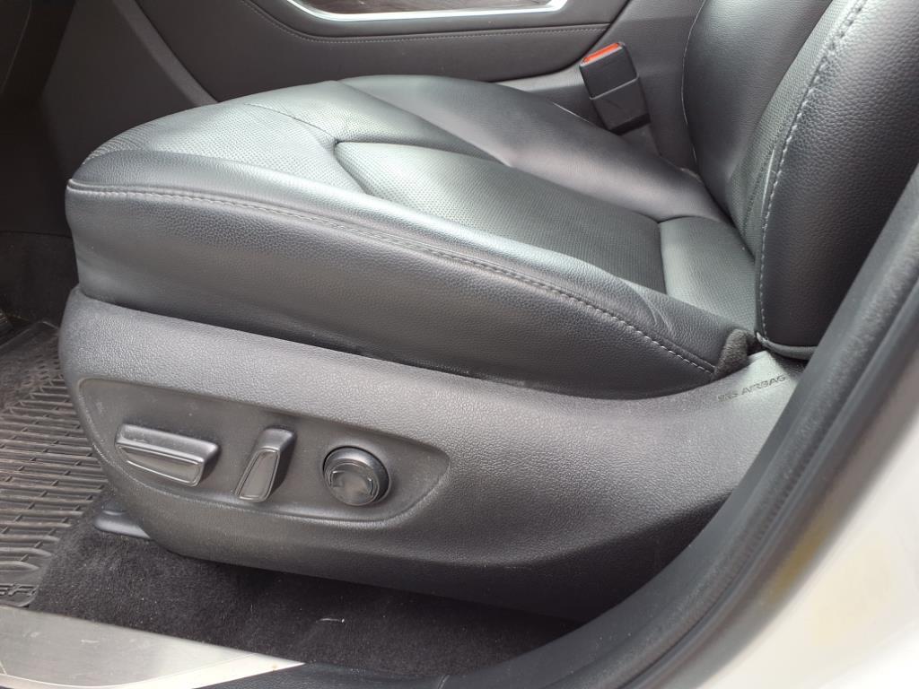 2022 Toyota Highlander Hybrid Platinum Roanoke VA