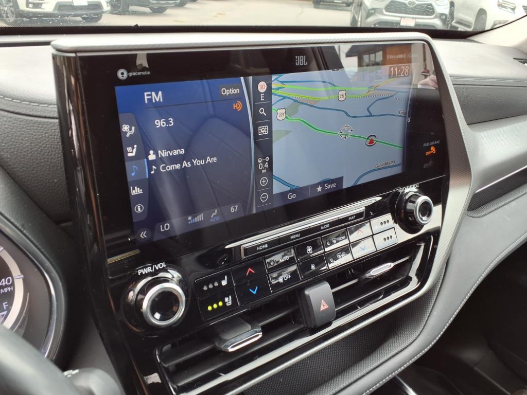 2022 Toyota Highlander Hybrid Platinum Roanoke VA