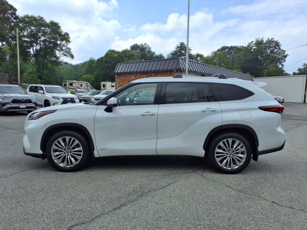 2022 Toyota Highlander Hybrid Platinum Roanoke VA