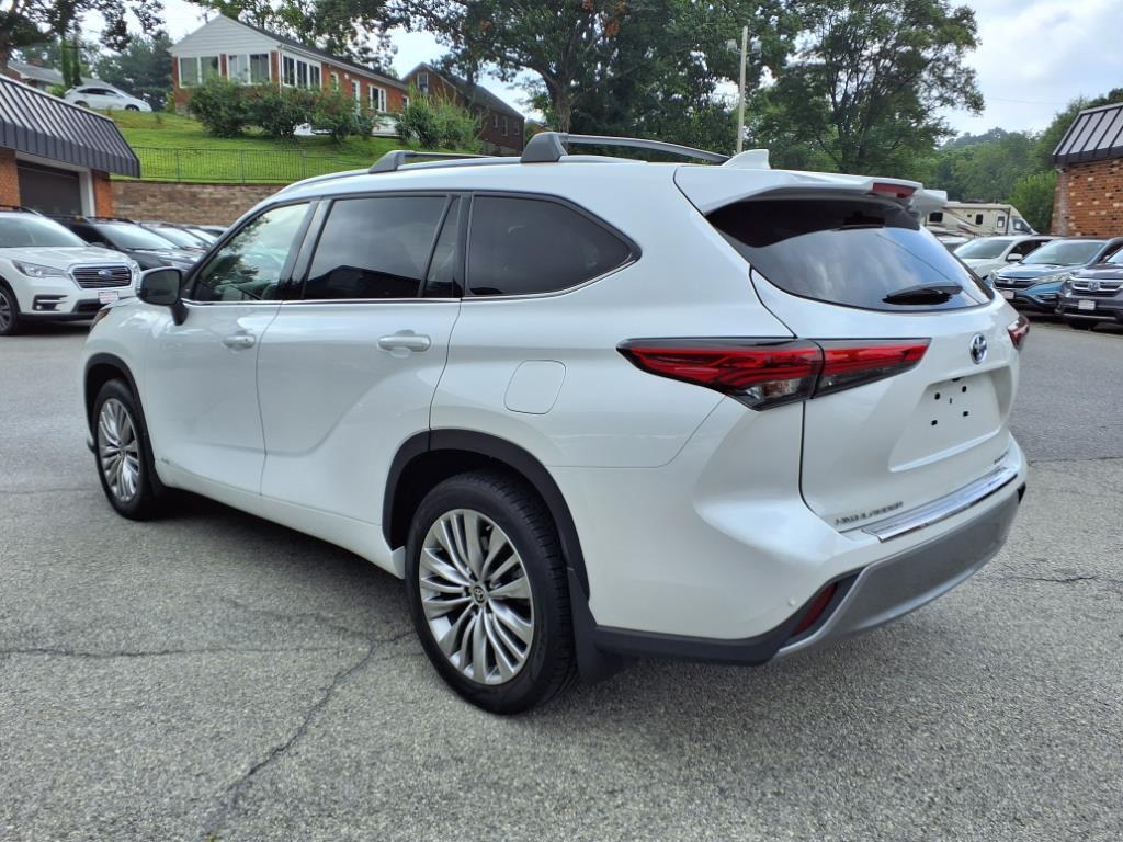 2022 Toyota Highlander Hybrid Platinum Roanoke VA