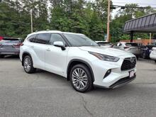 2022_Toyota_Highlander Hybrid_Platinum_ Roanoke VA