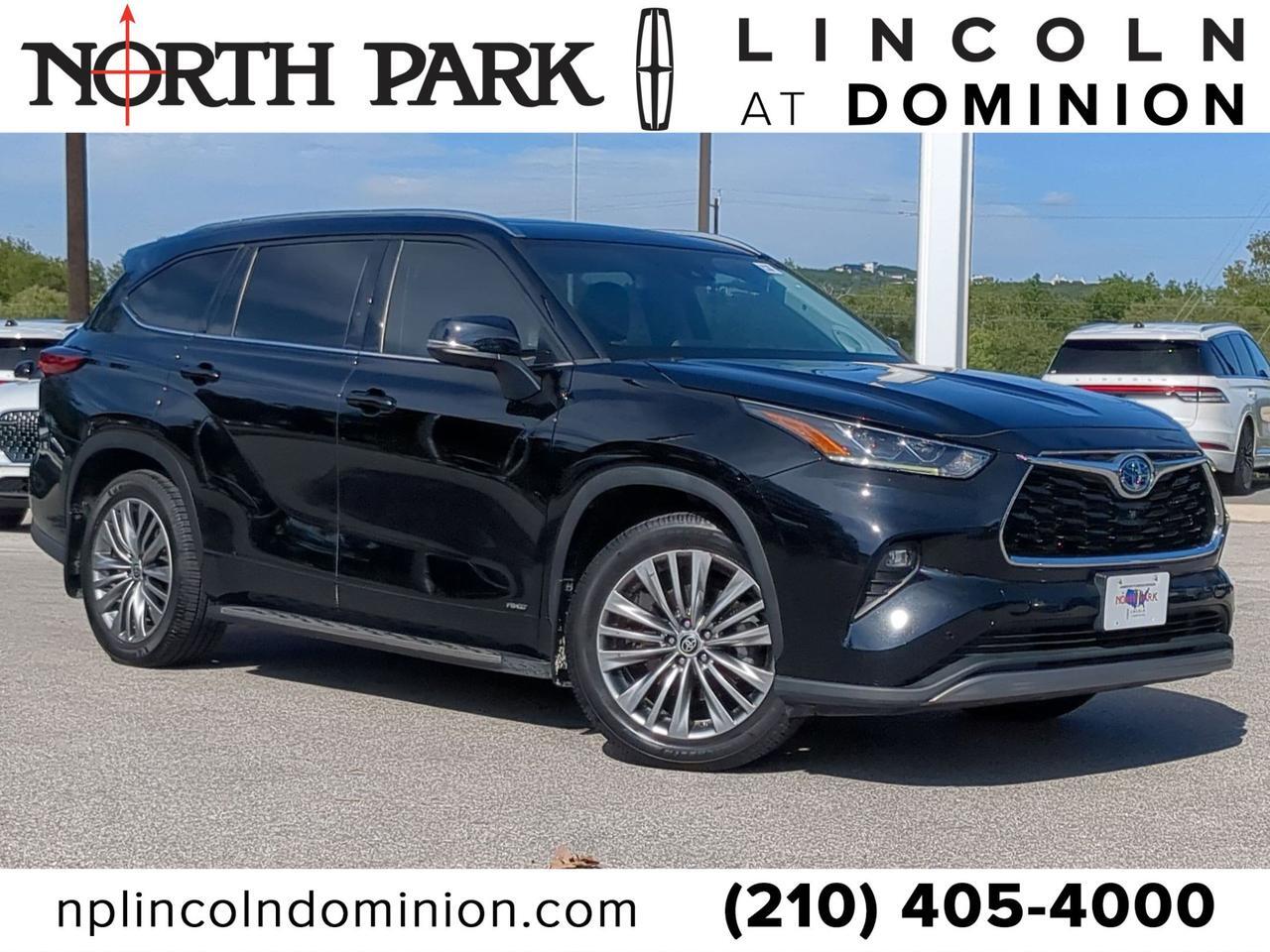 2022 Toyota Highlander Hybrid Platinum