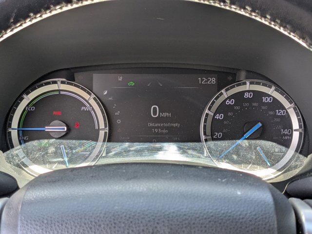 2022 Toyota Highlander Hybrid Platinum