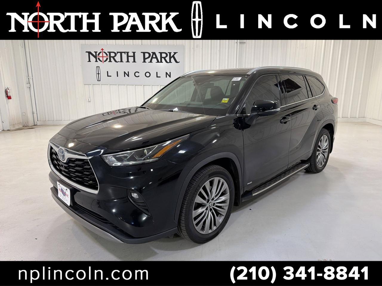 2022 Toyota Highlander Hybrid Platinum