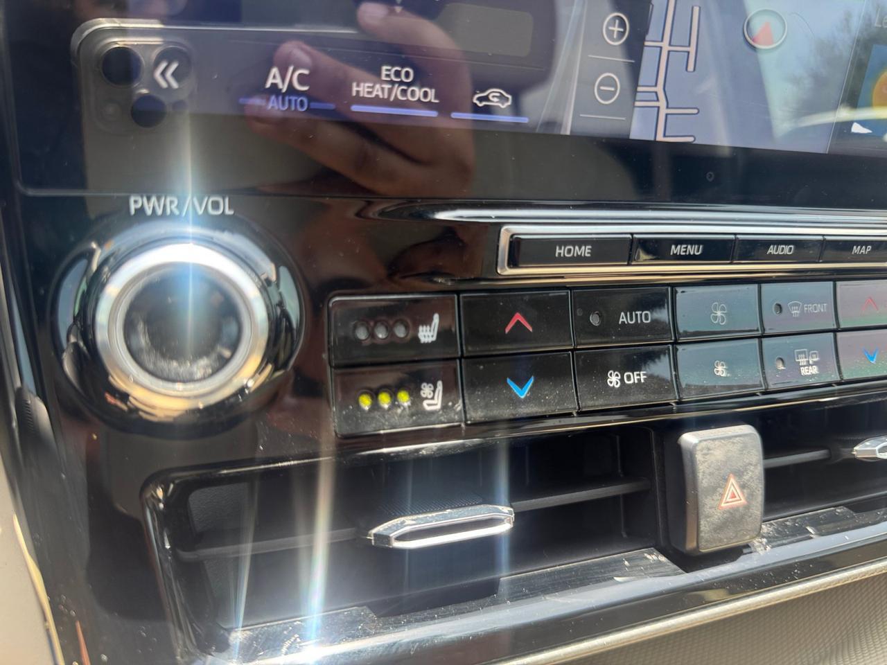 2022 Toyota Highlander Hybrid Platinum Castroville TX