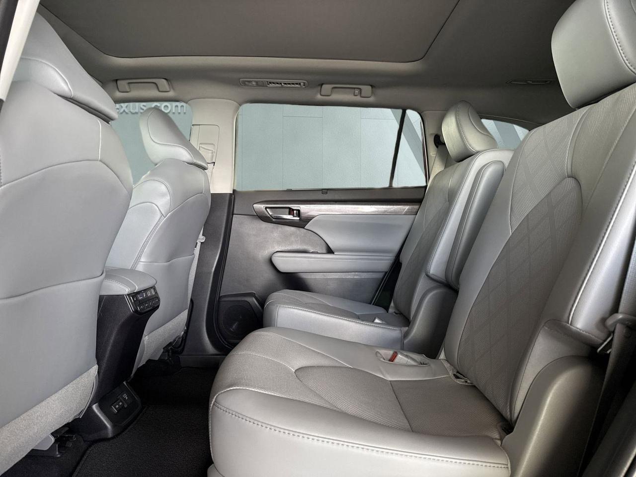 2022 Toyota Highlander Hybrid Platinum San Antonio TX