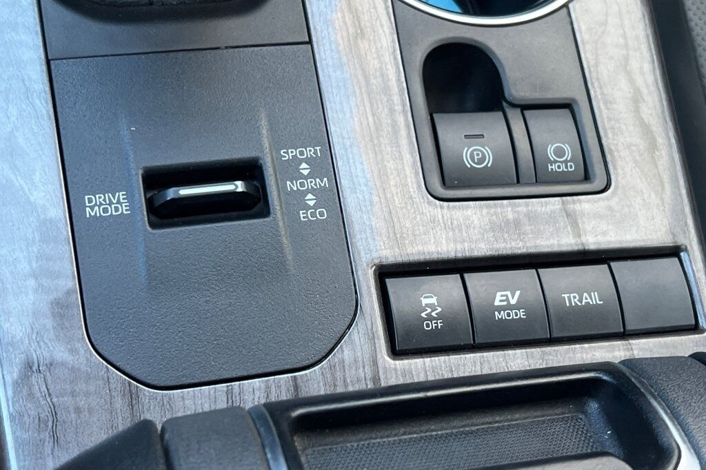 2022 Toyota Highlander Hybrid Platinum Fruitland ID